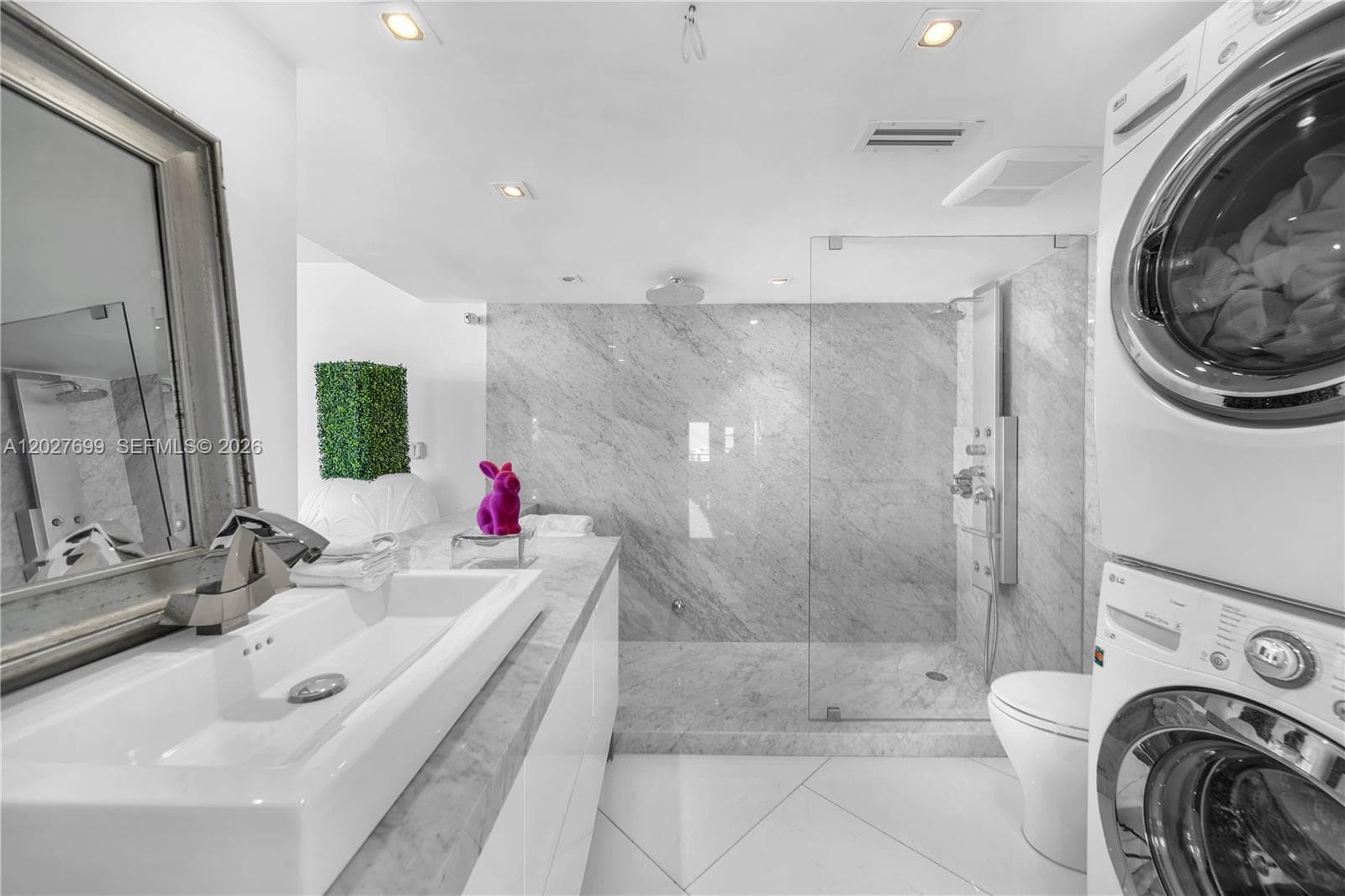 400 S Pointe Dr # 2310, Miami Beach FL 33139 — 21
