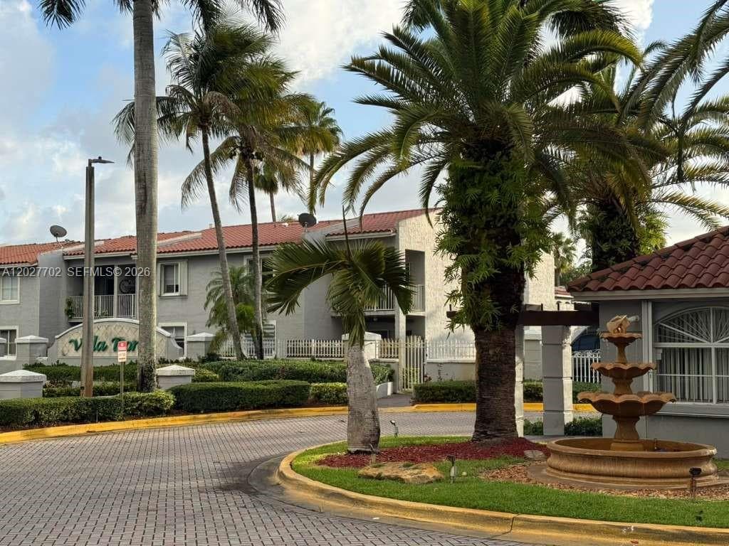 4704 NW 114th Ave # 1, Doral FL 33178 — 1