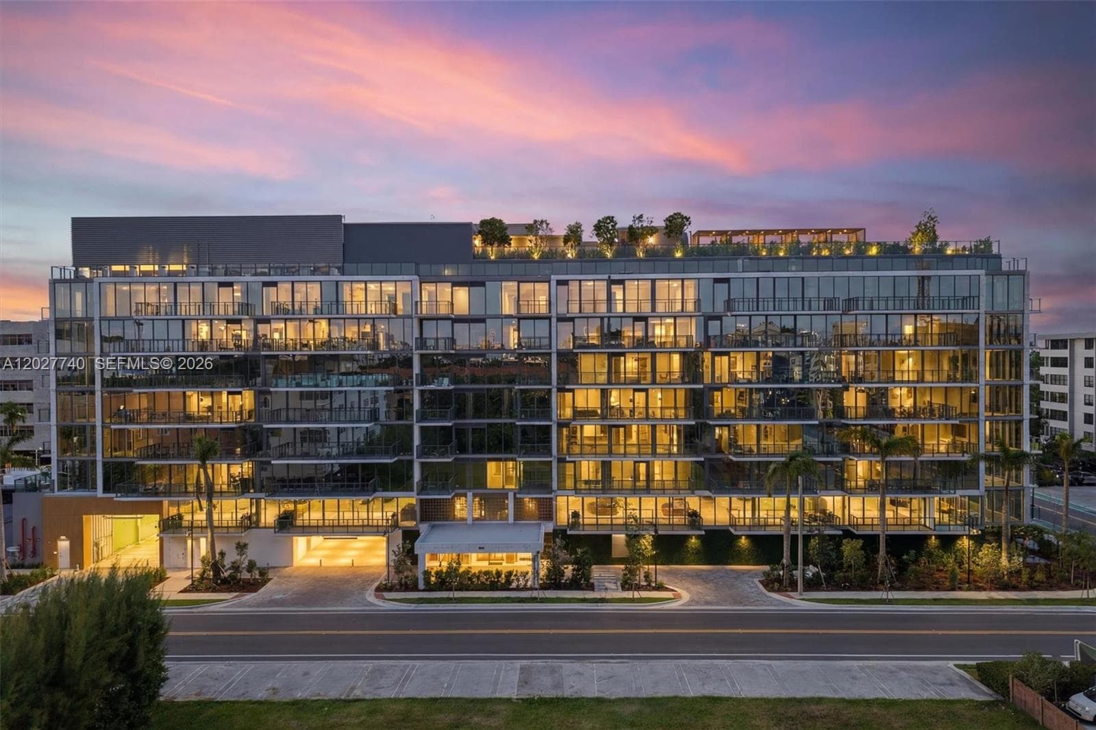 1177 Kane Concourse # 404, Bay Harbor Islands FL 33154-2047 — 47