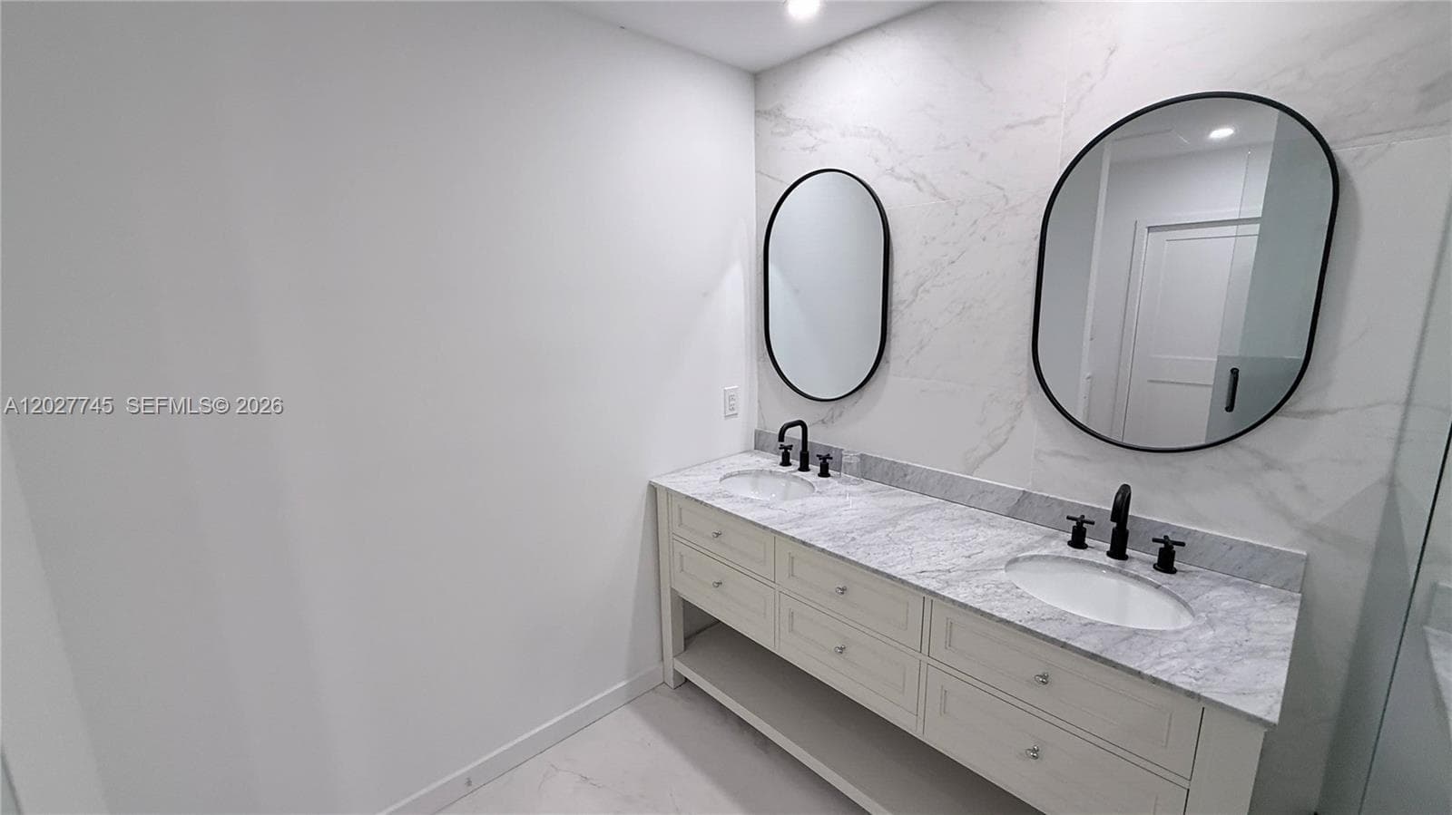 1414 Messina Ave, Coral Gables FL 33134 — 34