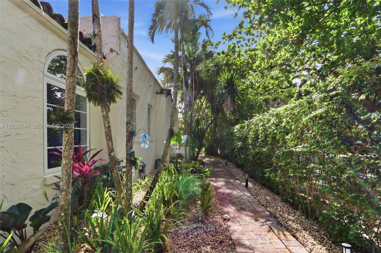 1215 Madrid St, Coral Gables FL 33134 — 39