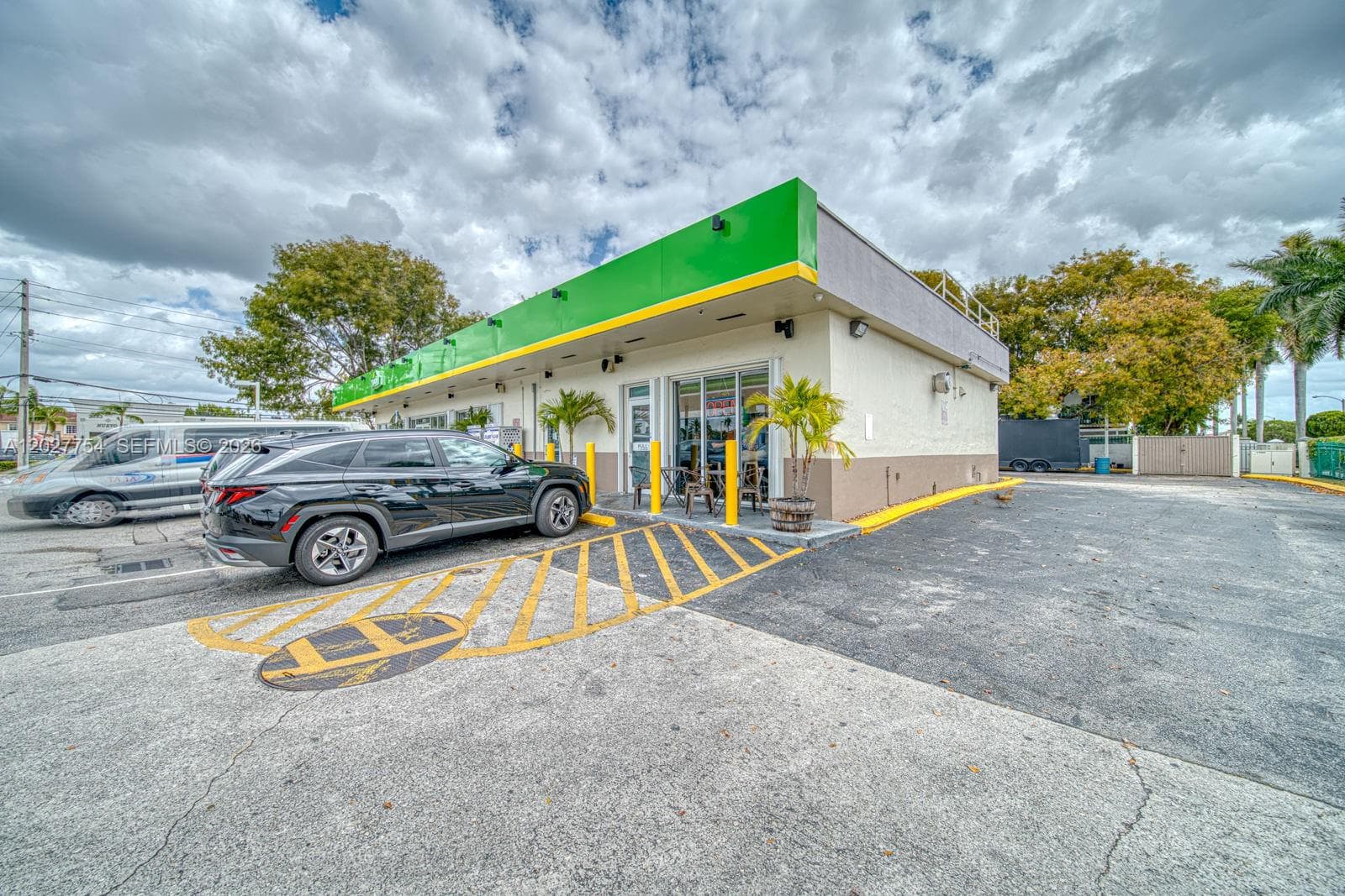 Burger Joint For Sale In Hialeah Gardens, Hialeah FL 33018 — 14