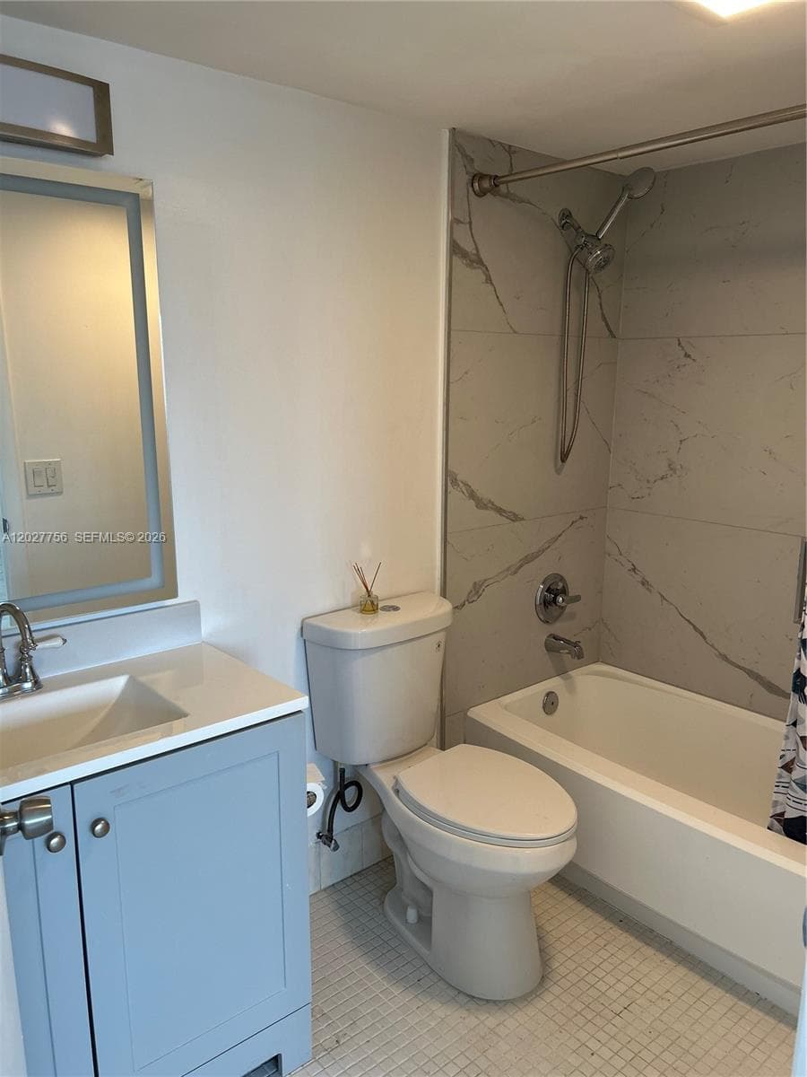 110 S Shore Dr # 4E, Miami Beach FL 33141 — 9