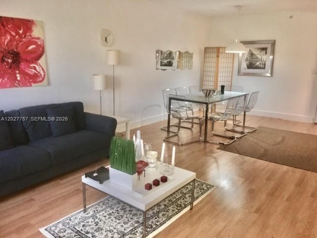 10275 Collins Ave # 223, Bal Harbour FL 33154 — 11