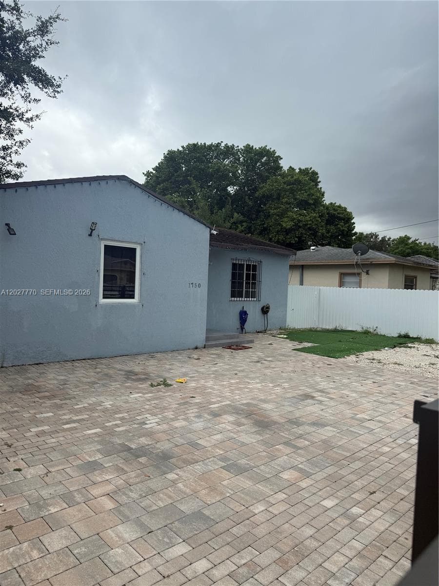 1750 NW 55th Ter, Miami FL 33142 — 8