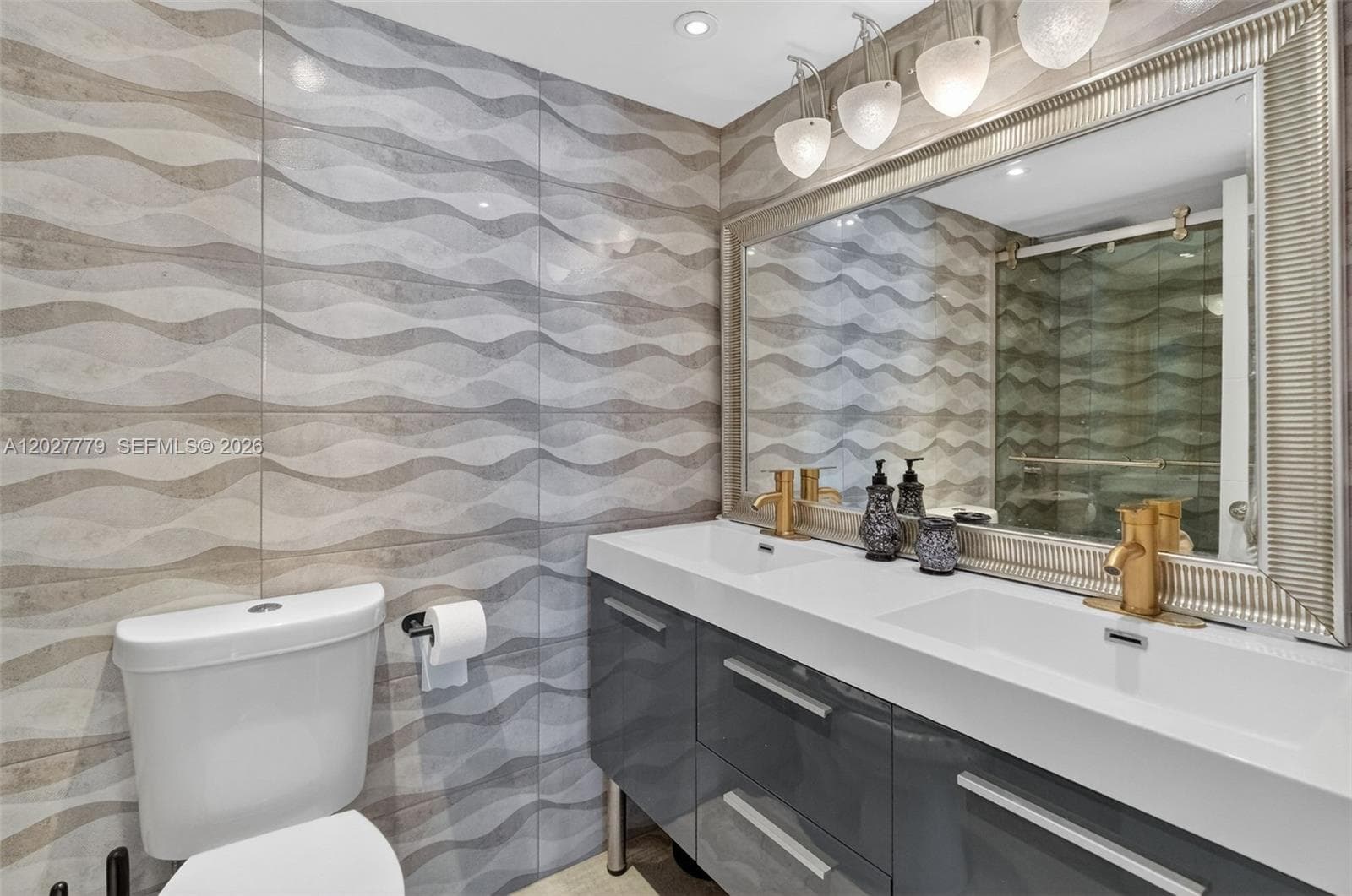 2655 Collins Ave # 1407, Miami Beach FL 33140 — 28