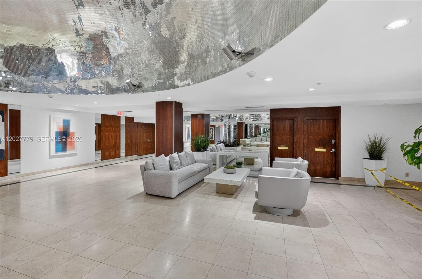 2655 Collins Ave # 1407, Miami Beach FL 33140 — 33