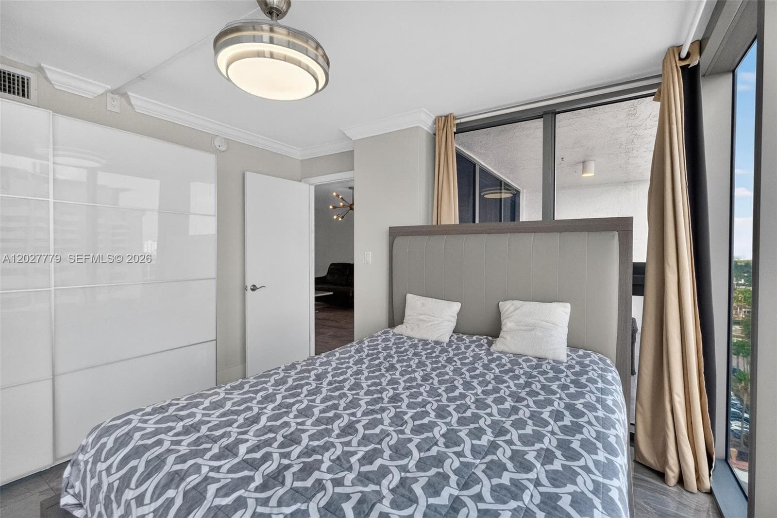 2655 Collins Ave # 1407, Miami Beach FL 33140 — 19