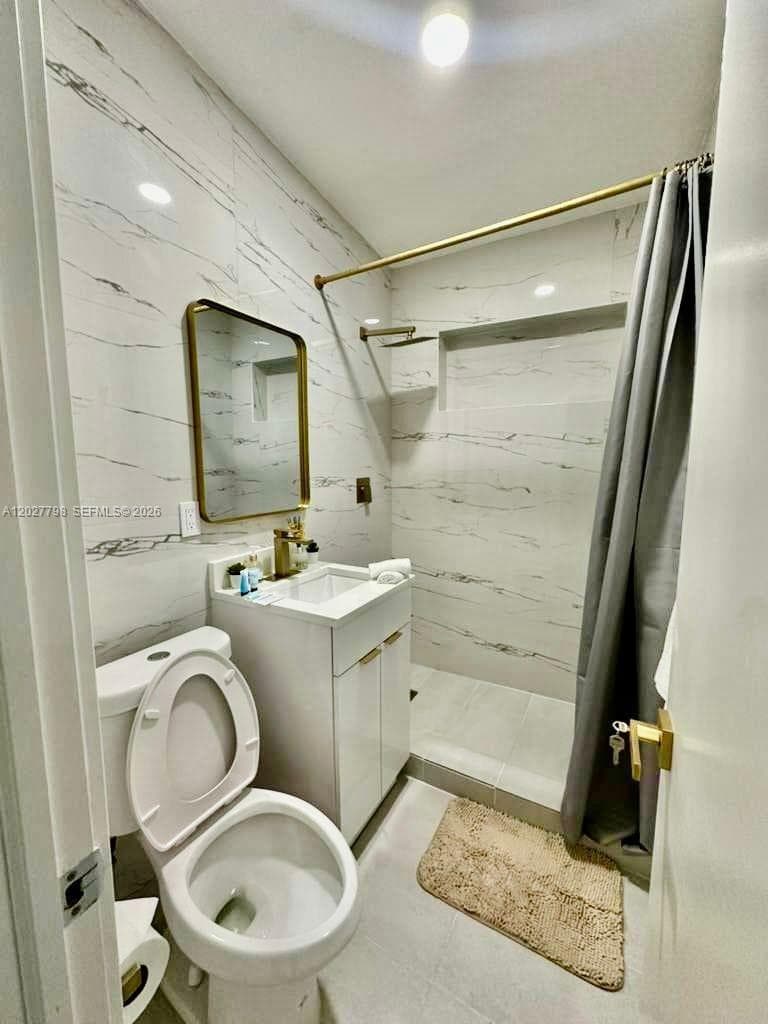 415 NW 133rd St # 415, North Miami FL 33168 — 35