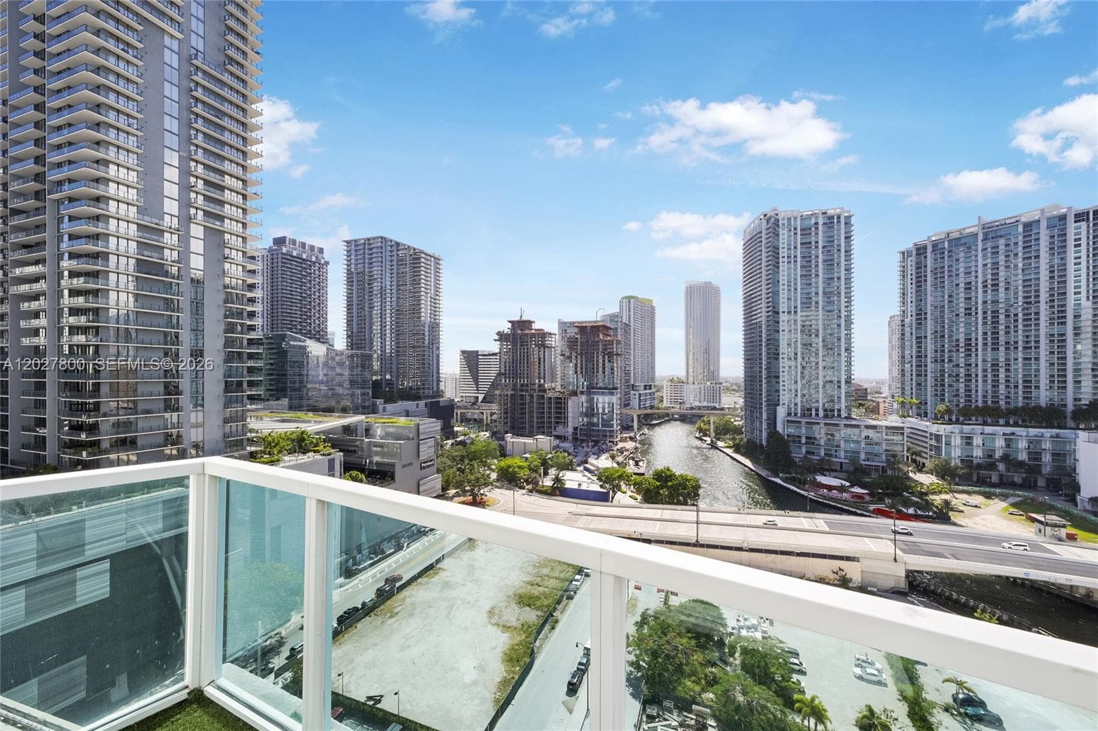 41 SE 5th St # 1116, Miami FL 33131 — 47