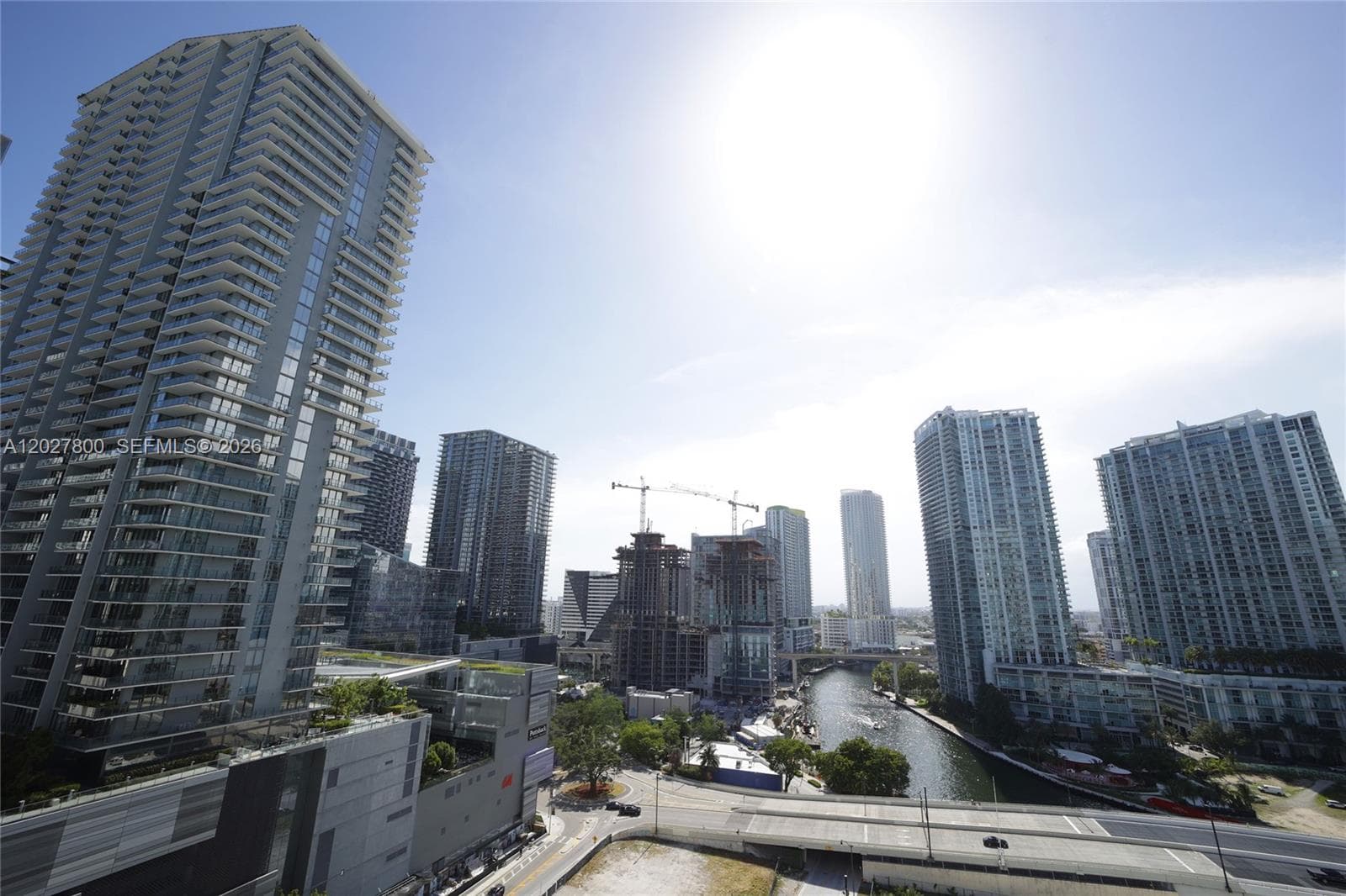 41 SE 5th St # 1116, Miami FL 33131 — 63