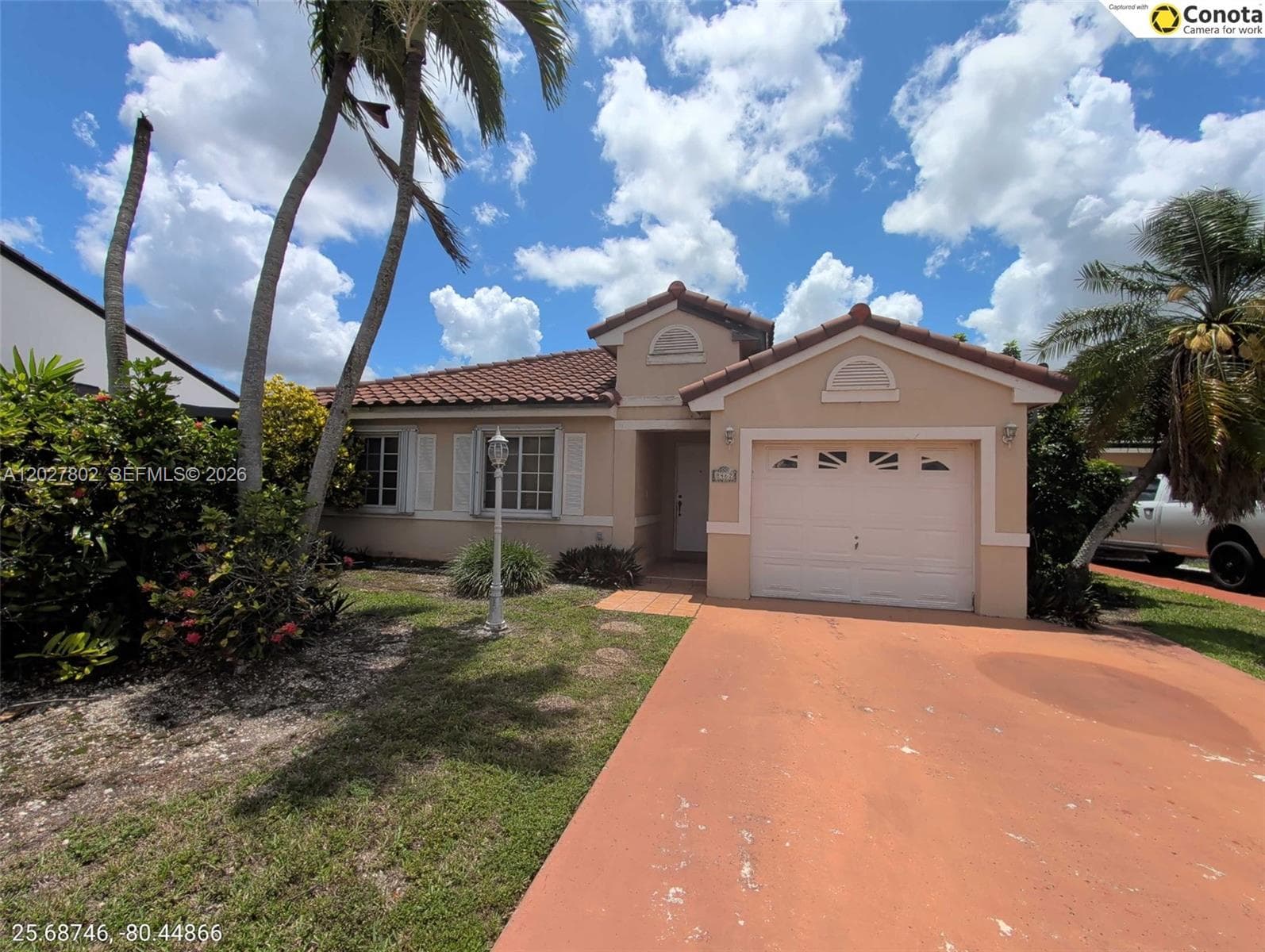 8462 SW 158th Ct, Miami FL 33193 — 2
