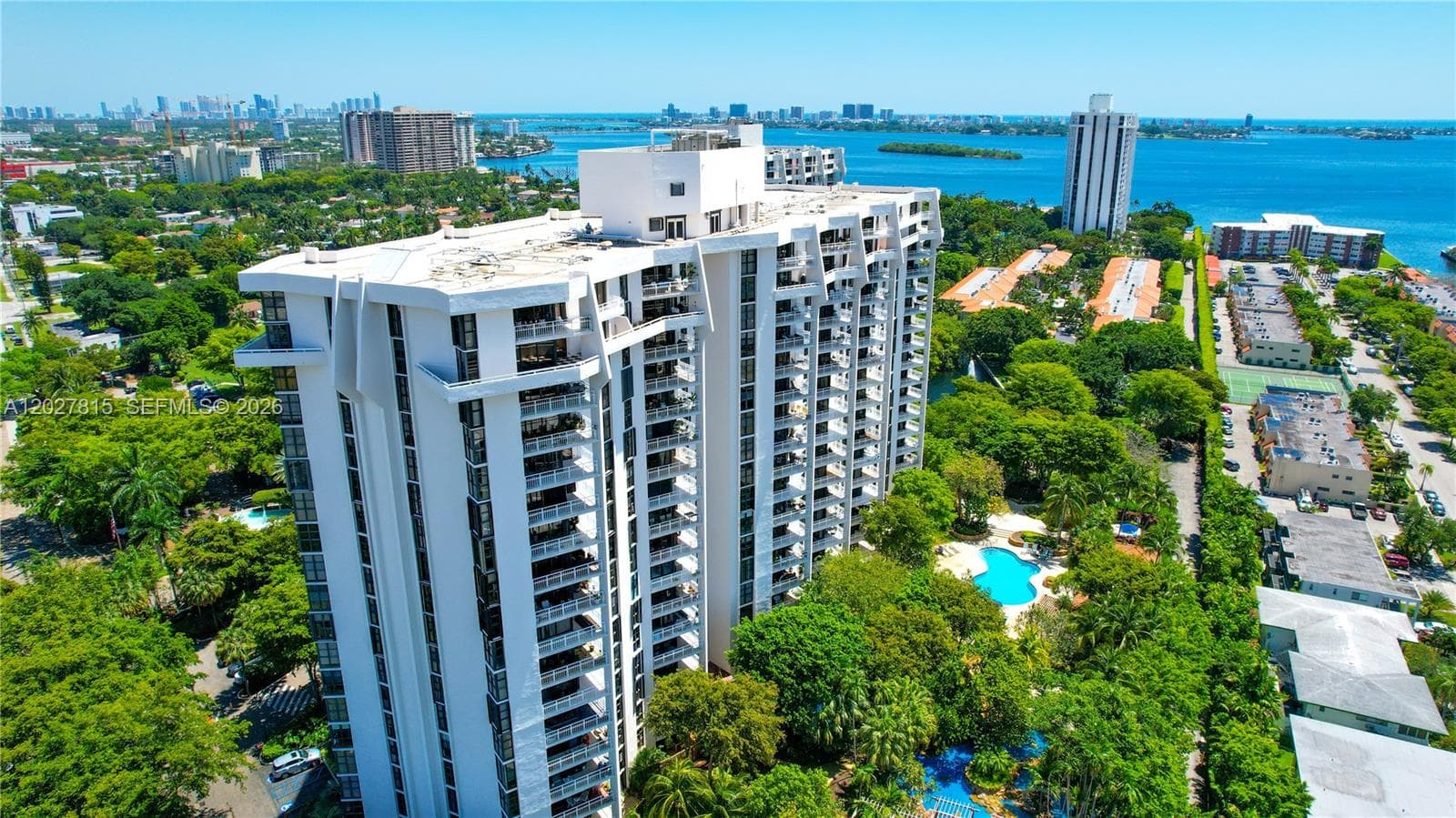 4000 Towerside Ter # 604, Miami FL 33138 — 76