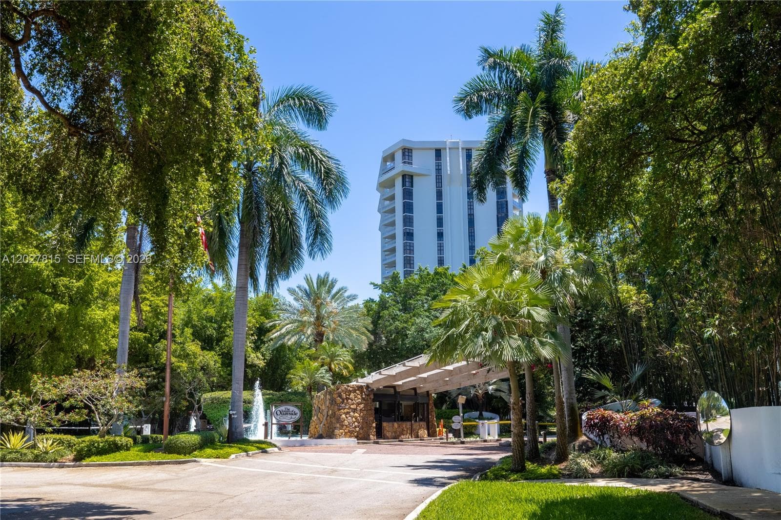 4000 Towerside Ter # 604, Miami FL 33138 — 90