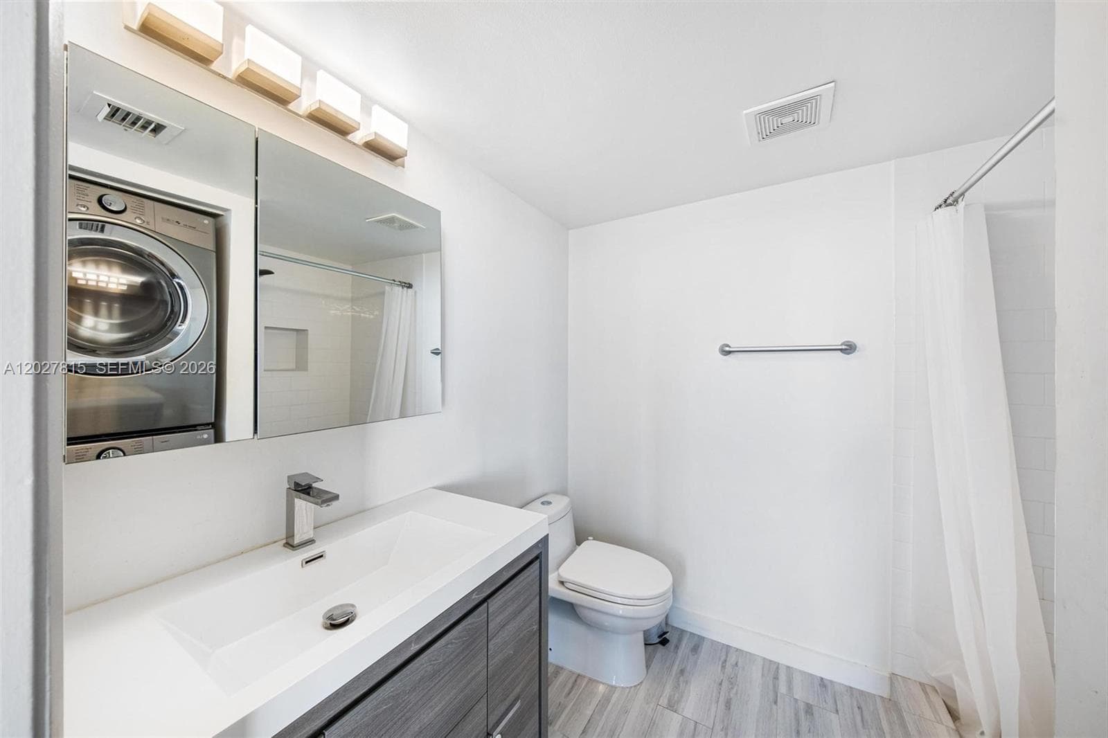 4000 Towerside Ter # 604, Miami FL 33138 — 20