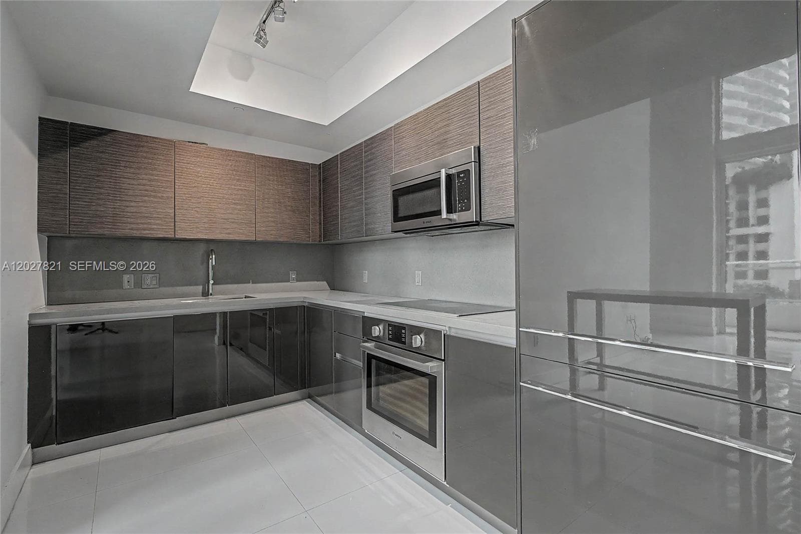 1080 Brickell Ave # 507, Miami FL 33131 — 17