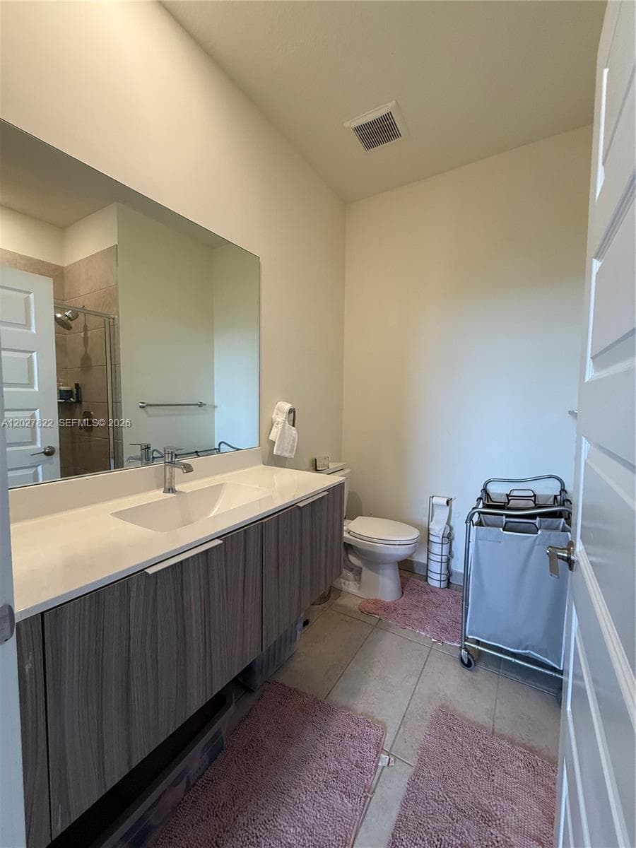 7815 NW 104th Ave # 32, Doral FL 33178 — 14