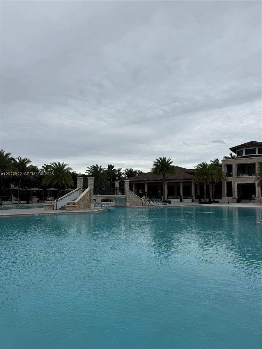 7815 NW 104th Ave # 32, Doral FL 33178 — 35