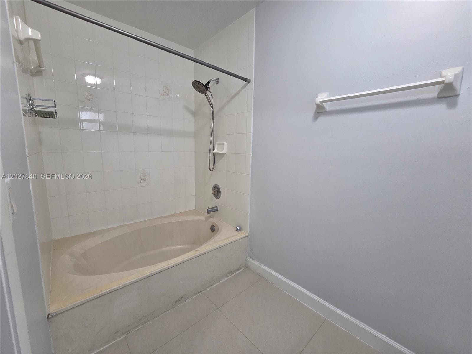 9837 NW 123rd Ter, Hialeah Gardens FL 33018 — 23