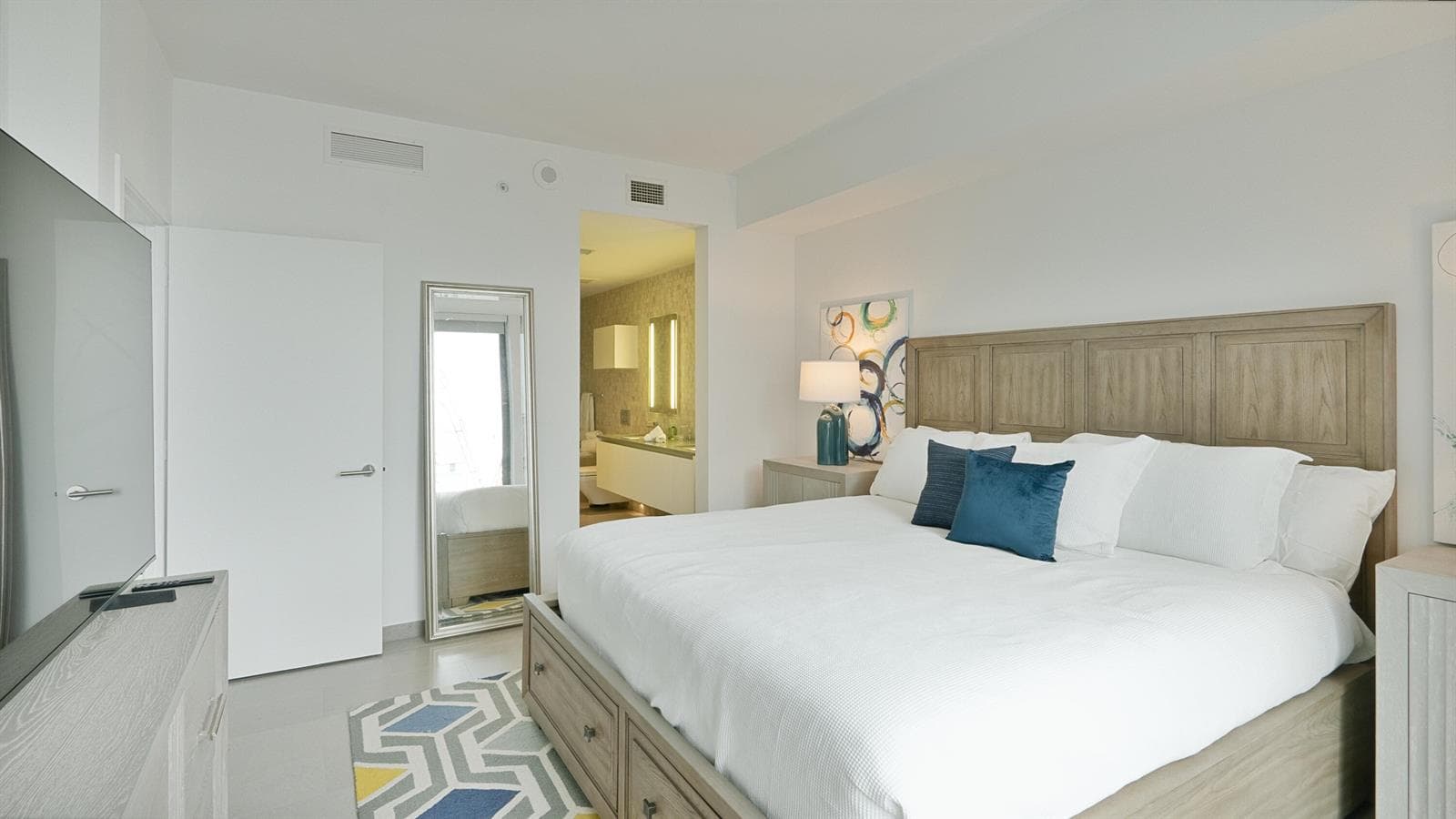 88 SW 7th Street # 1006, Miami FL 33130 — 16