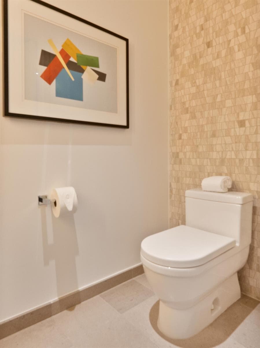 88 SW 7th Street # 1006, Miami FL 33130 — 35