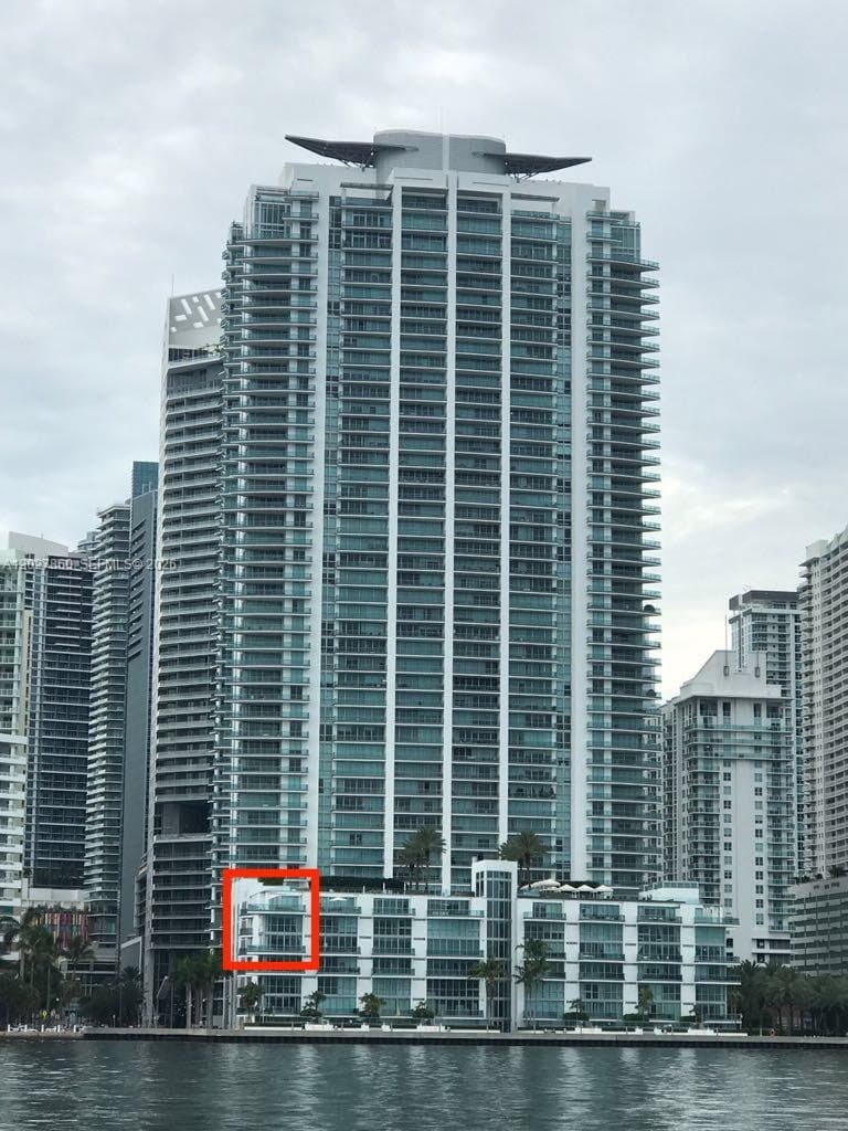 1331 Brickell Bay Dr # 48, Miami FL 33131 — 2