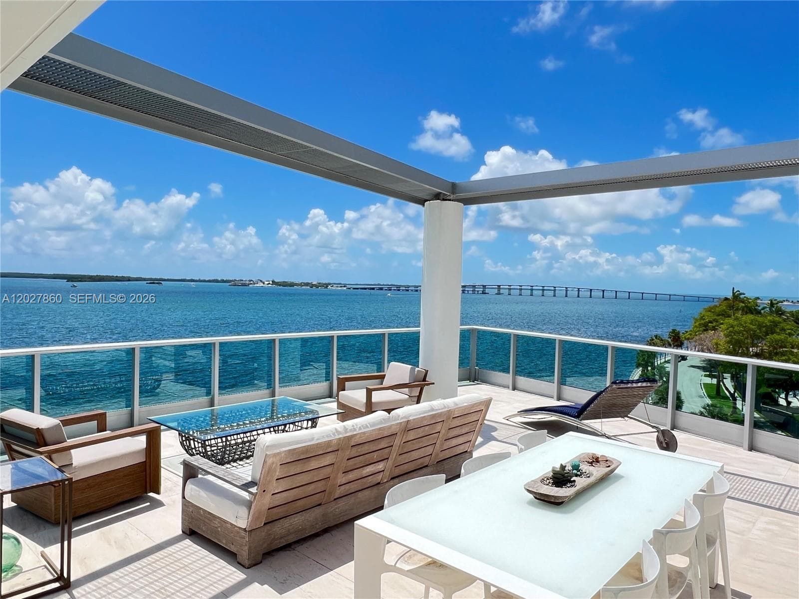 1331 Brickell Bay Dr # 48, Miami FL 33131 — 32
