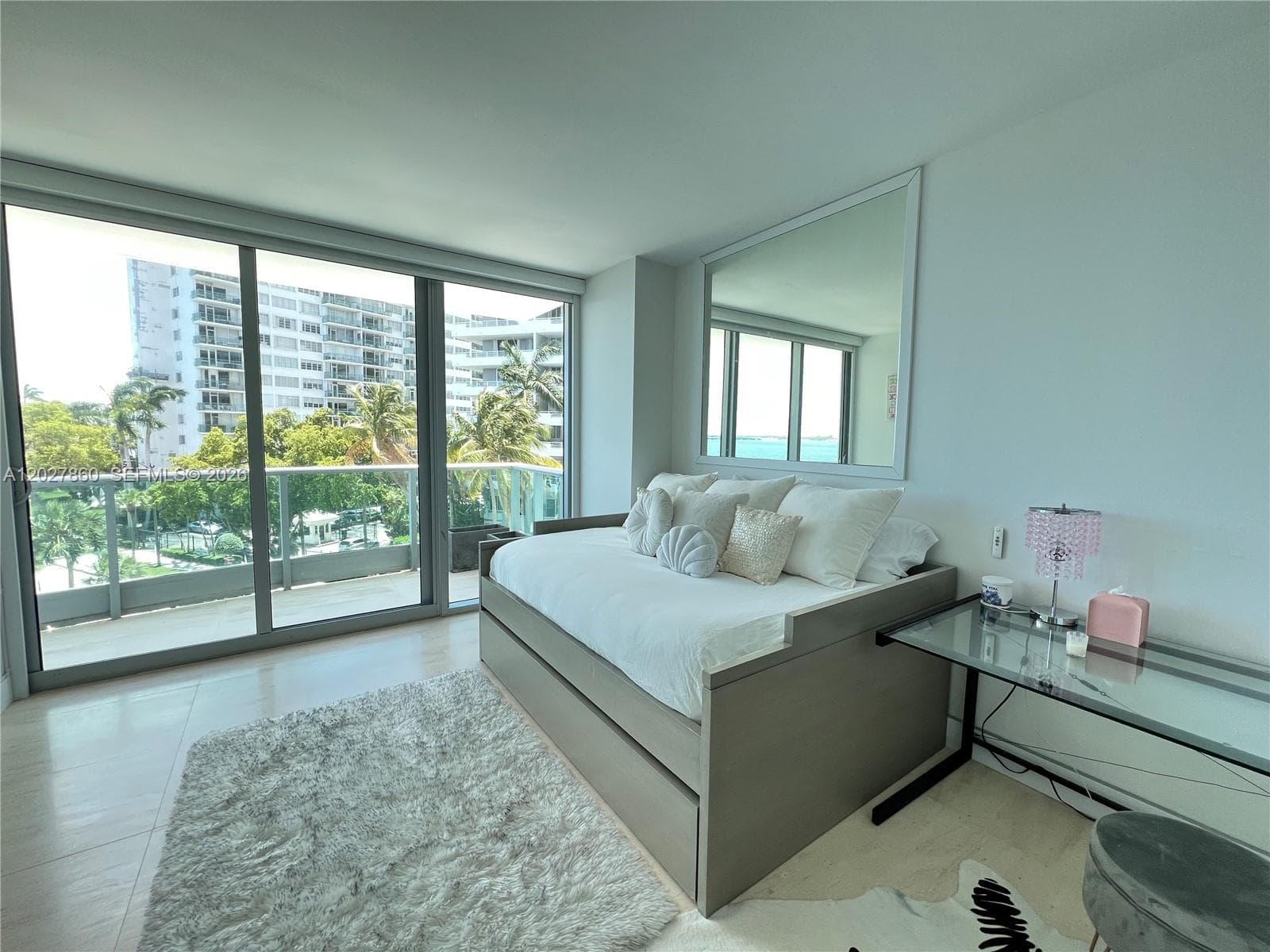 1331 Brickell Bay Dr # 48, Miami FL 33131 — 25