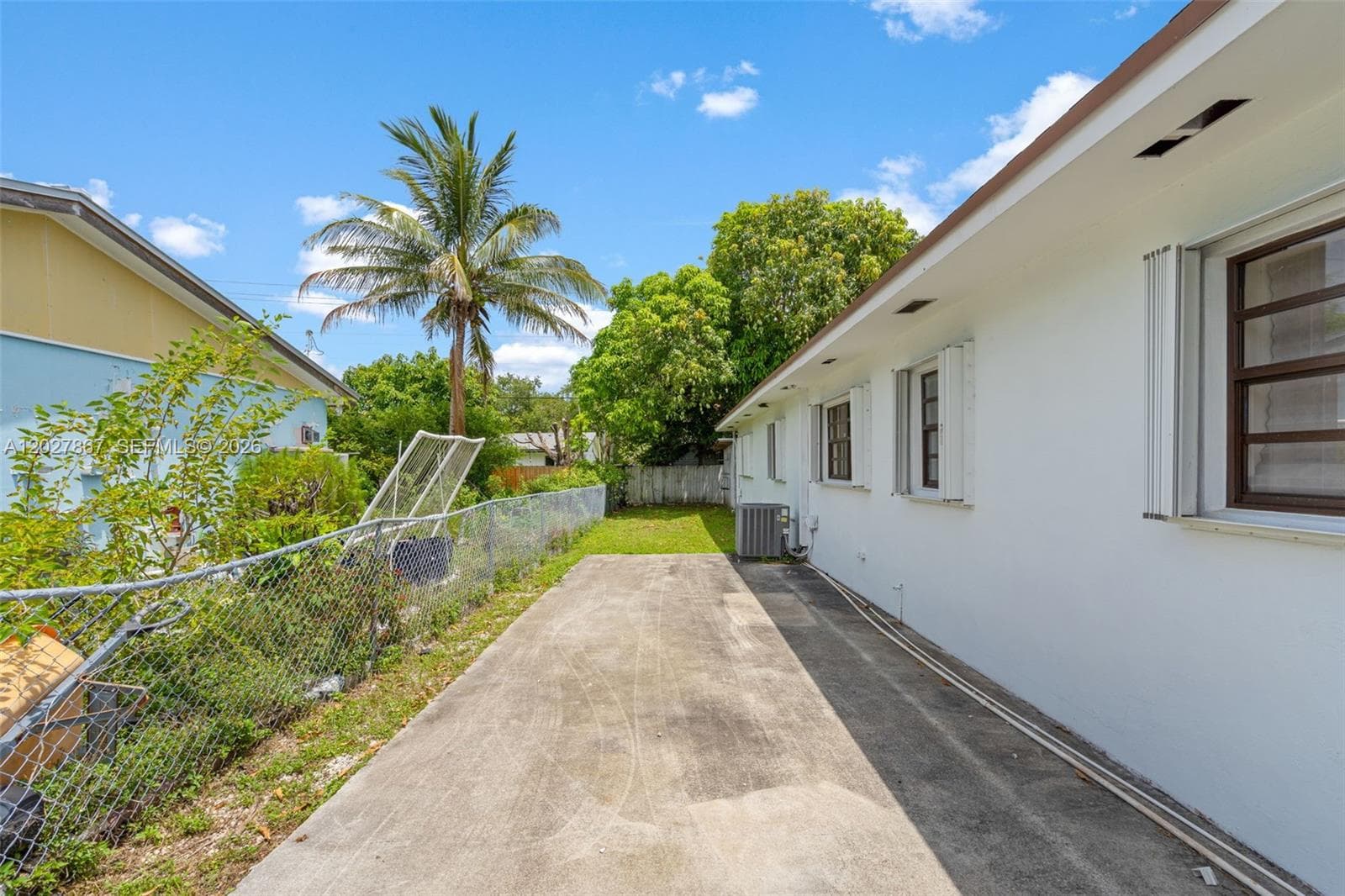 9110 Caribbean Blvd, Cutler Bay FL 33157 — 54