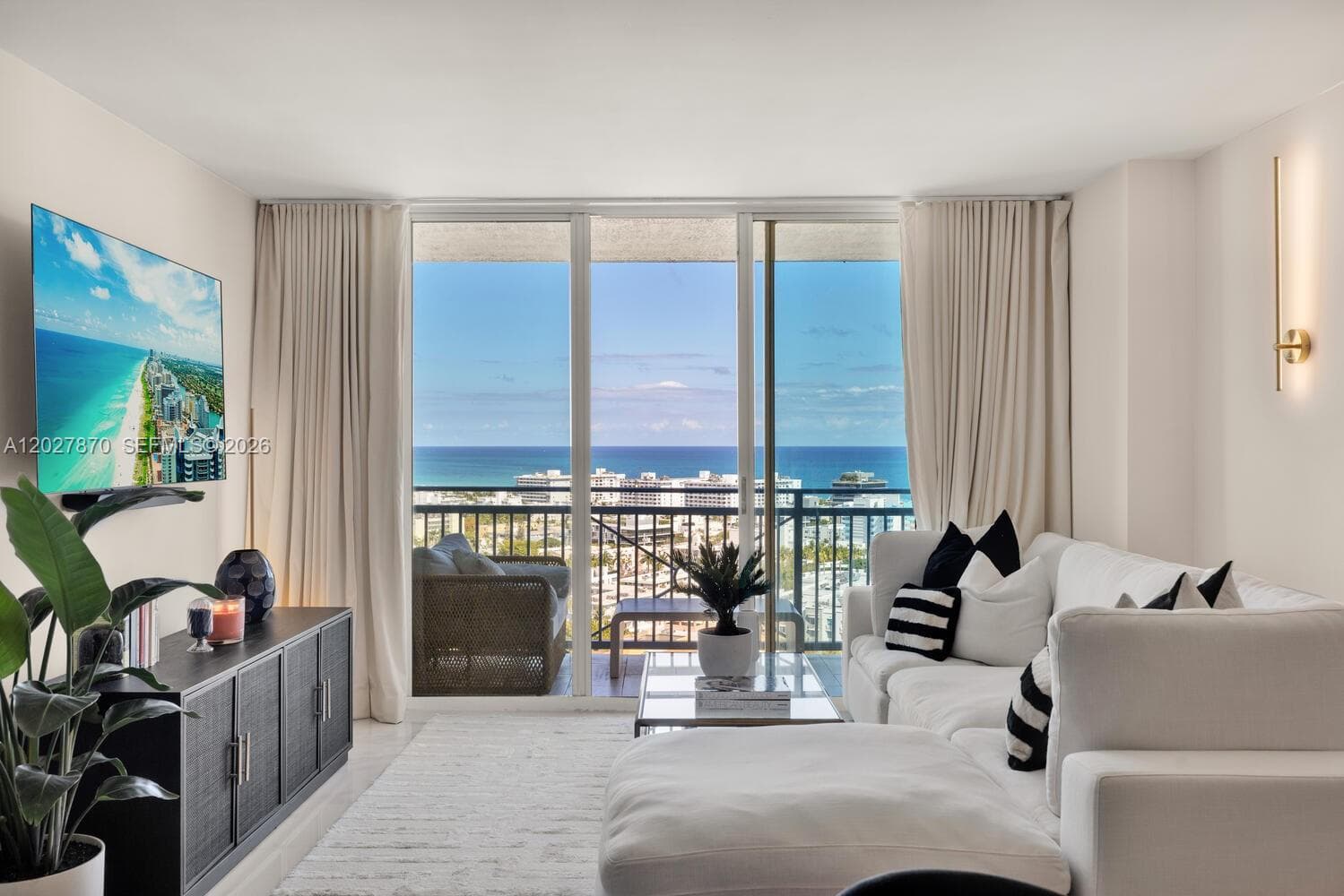 90 Alton Rd # 2207, Miami Beach FL 33139 — 3