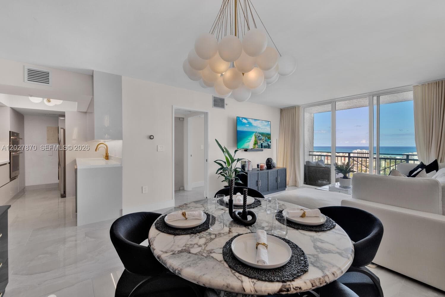 90 Alton Rd # 2207, Miami Beach FL 33139 — 1