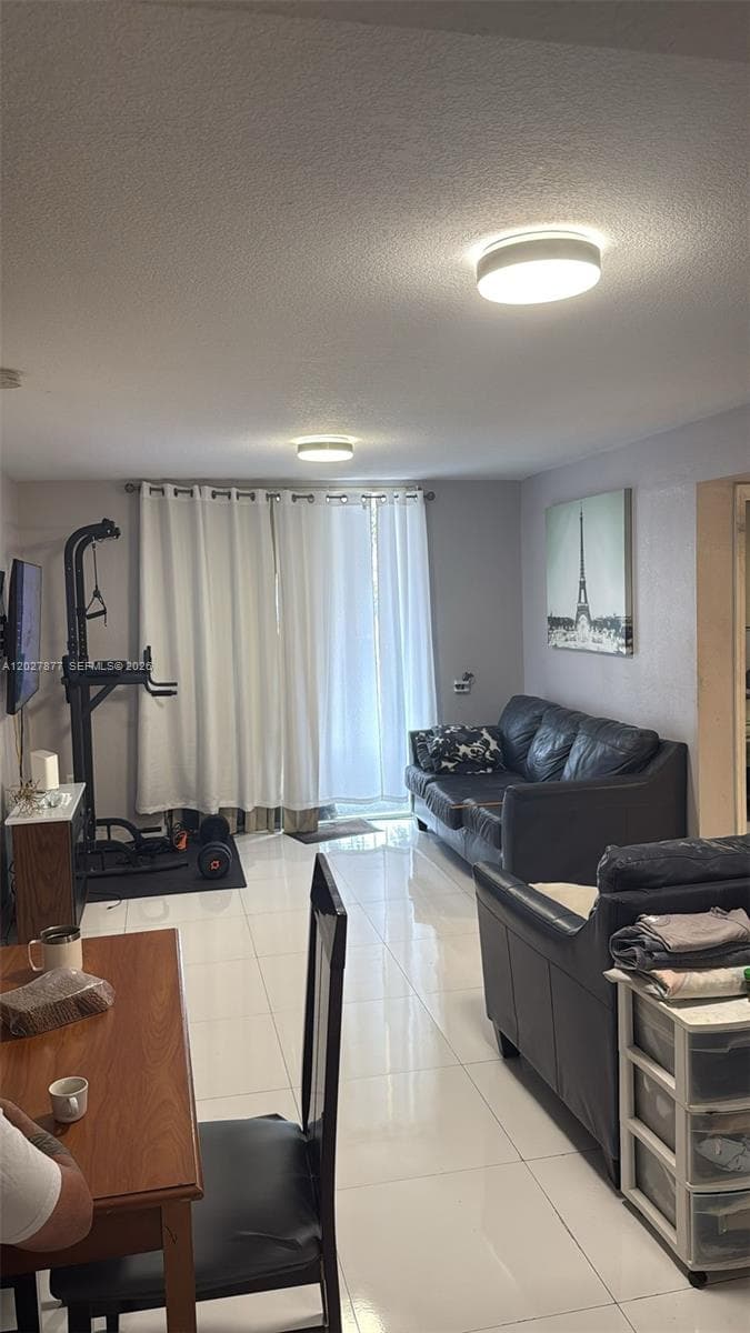 814 NW 36th Ave # 208, Miami FL 33125 — 2