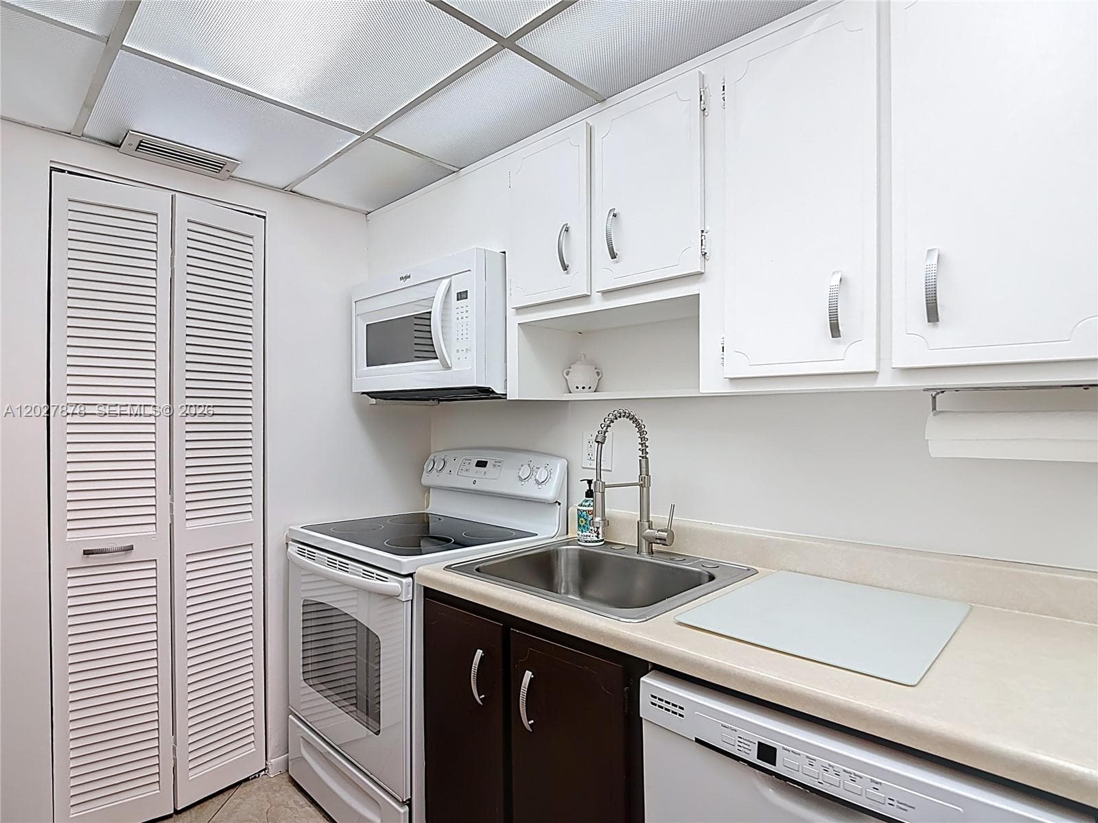 201 178th Dr # 315, Sunny Isles Beach FL 33160 — 22