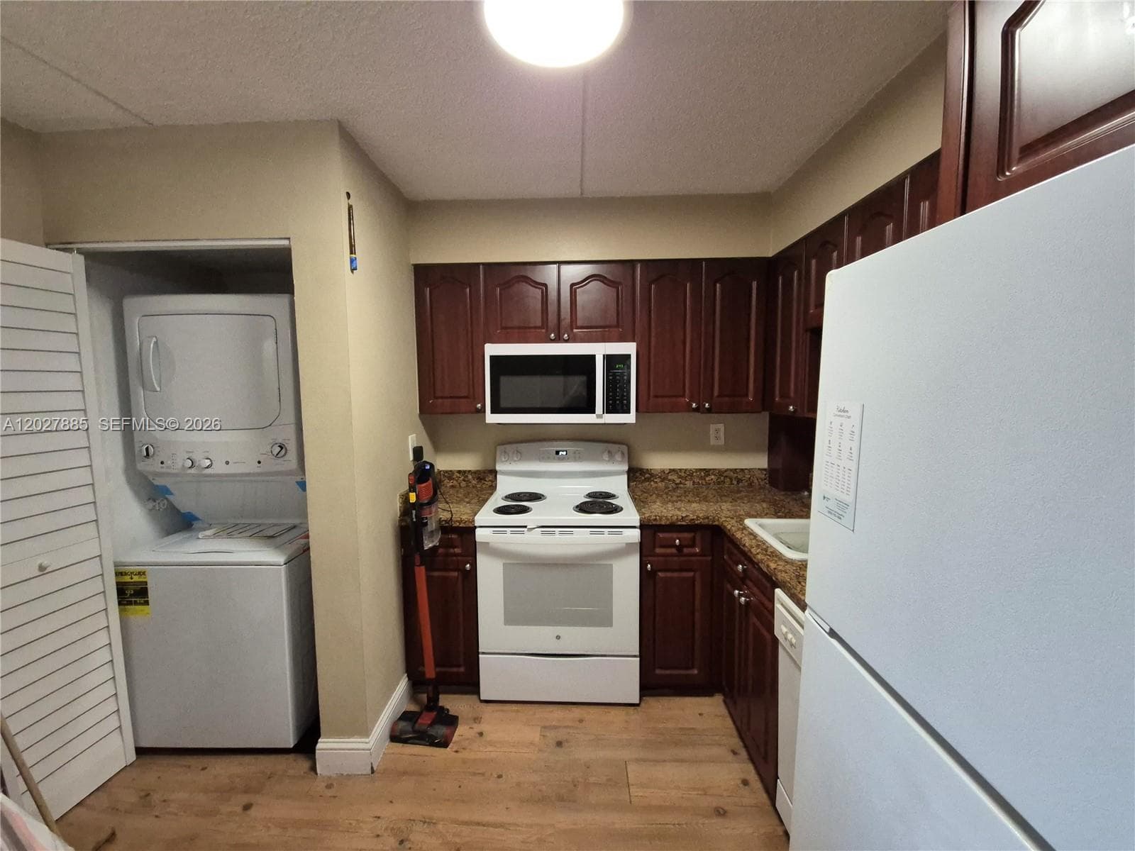 6045 NW 186th St # 308, Hialeah FL 33015 — 13