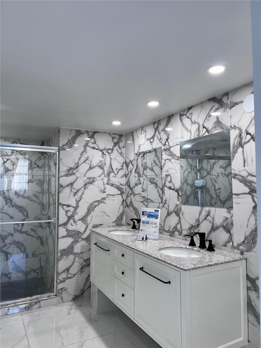 3545 NE 166th St # 1004, North Miami Beach FL 33160 — 16