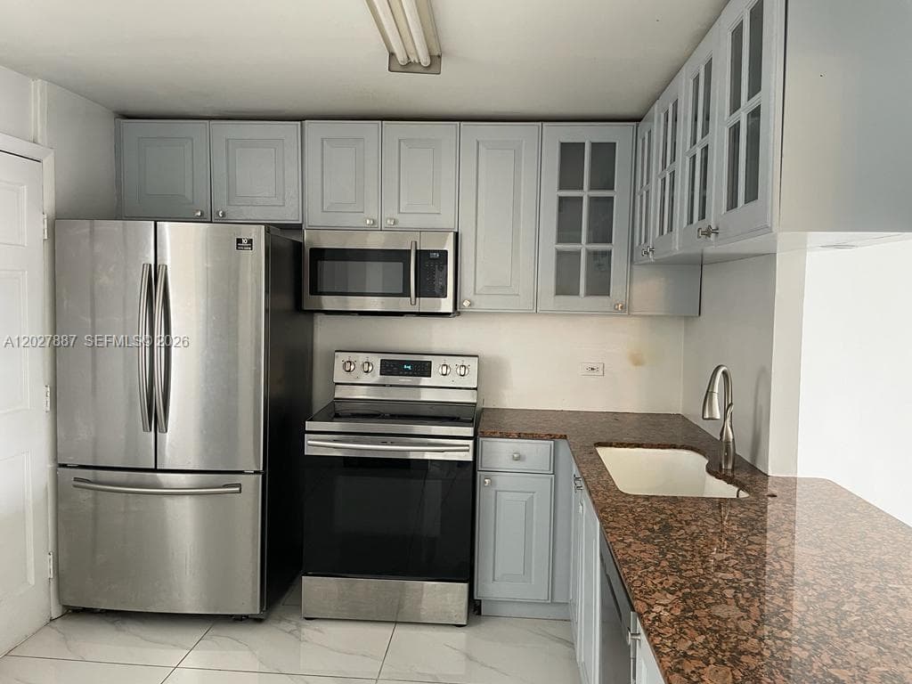 3545 NE 166th St # 1004, North Miami Beach FL 33160 — 22