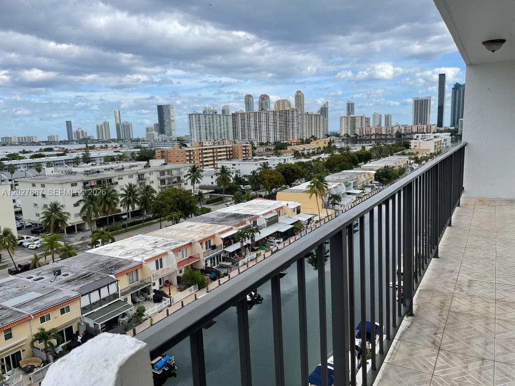 3545 NE 166th St # 1004, North Miami Beach FL 33160 — 3