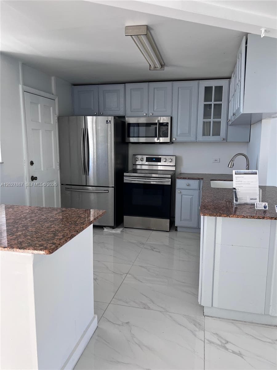 3545 NE 166th St # 1004, North Miami Beach FL 33160 — 24