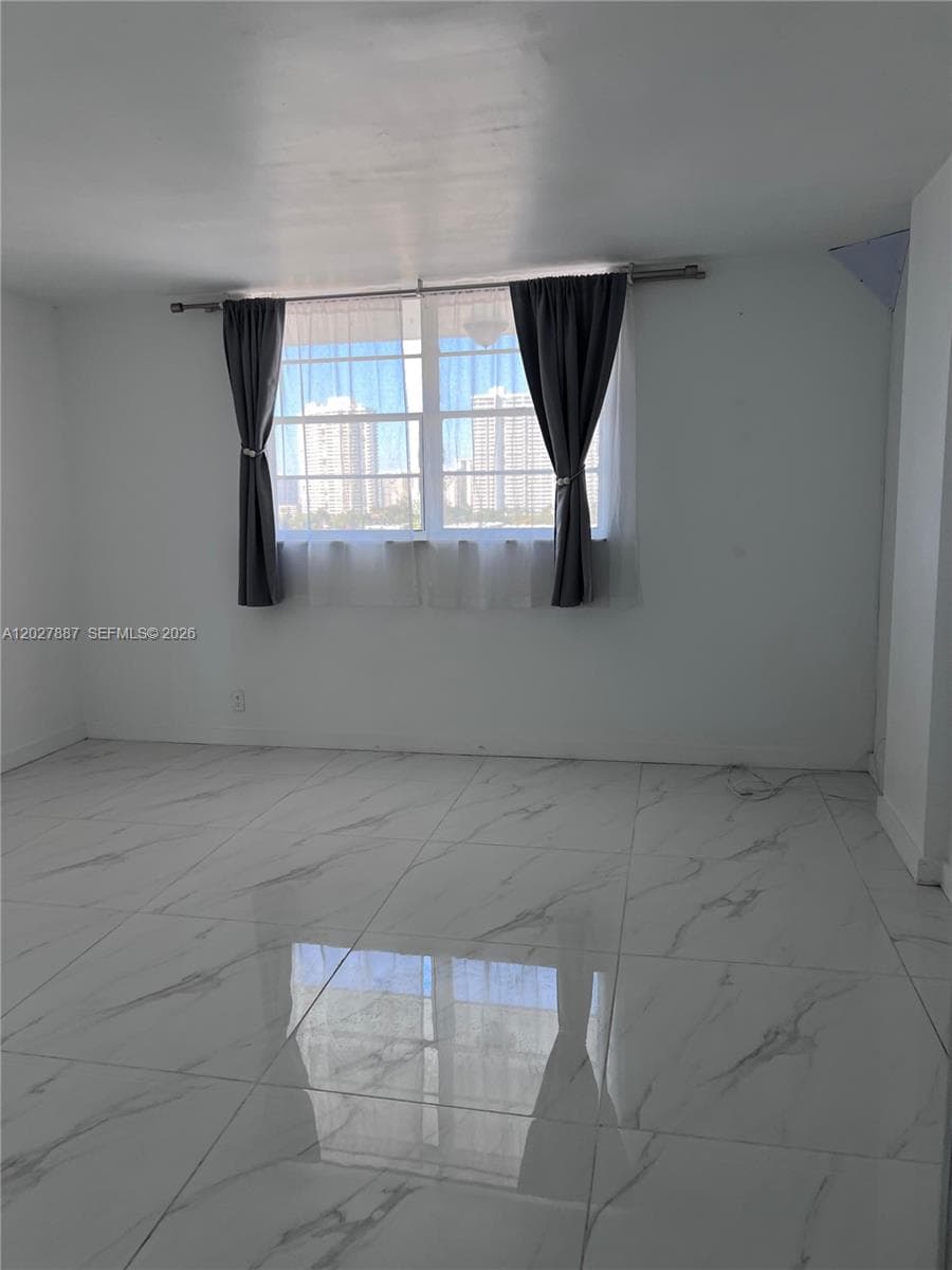 3545 NE 166th St # 1004, North Miami Beach FL 33160 — 8
