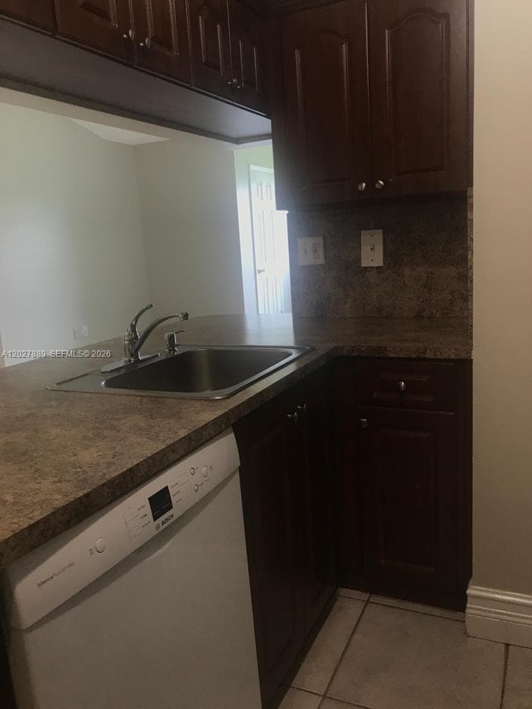 6740 NW 175th Ln # 20, Hialeah FL 33015 — 12