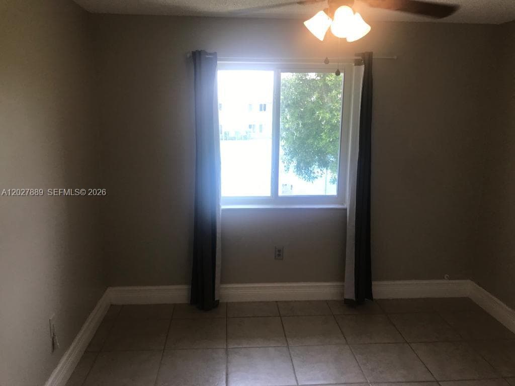 6740 NW 175th Ln # 20, Hialeah FL 33015 — 11