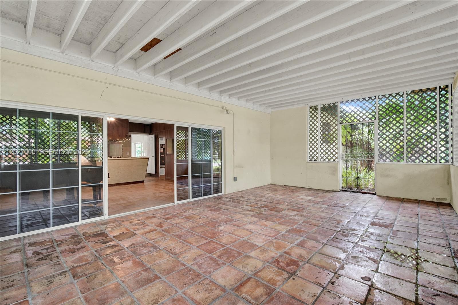 6980 SW 104th St, Pinecrest FL 33156 — 23