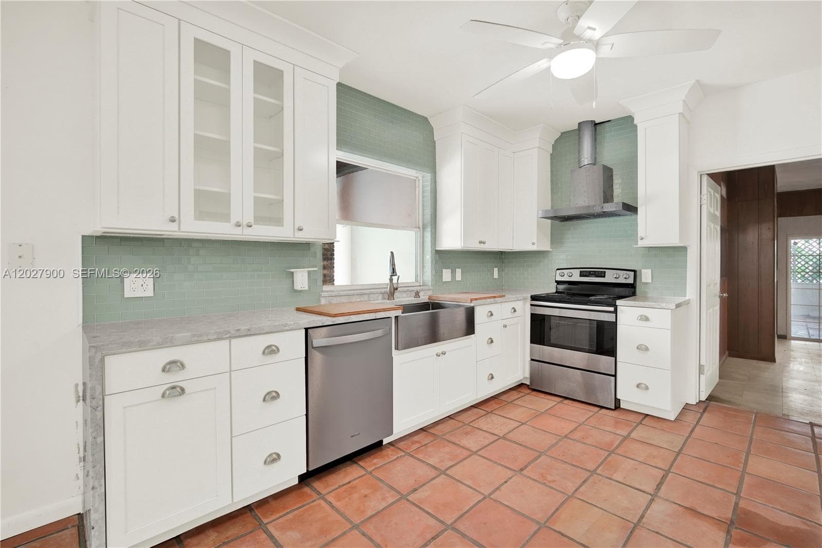 6980 SW 104th St, Pinecrest FL 33156 — 6