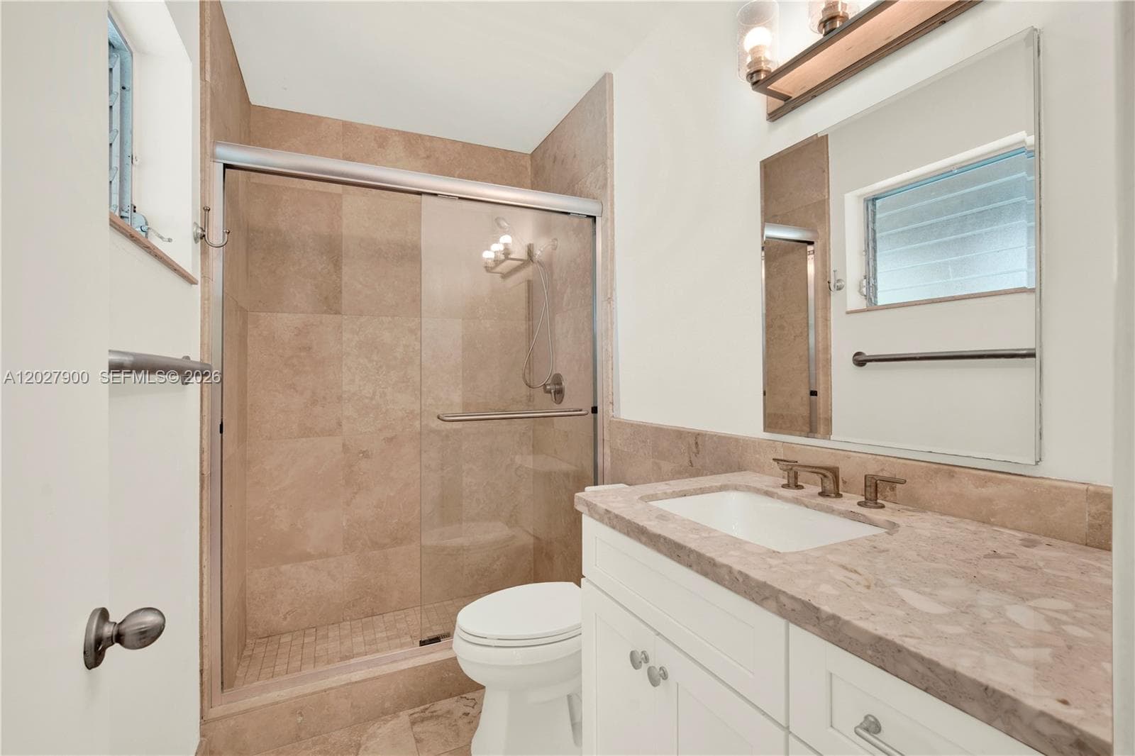 6980 SW 104th St, Pinecrest FL 33156 — 32