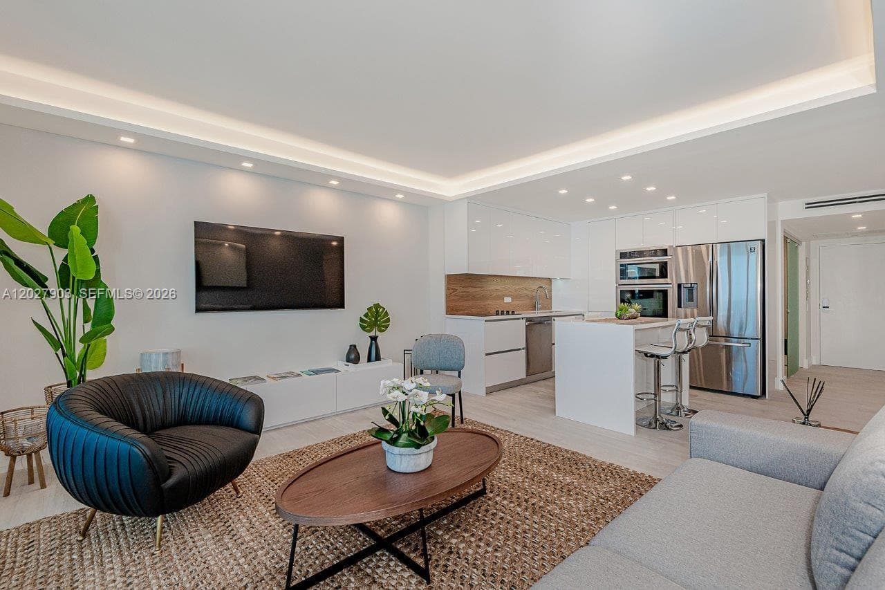 2301 Collins Ave # 739, Miami Beach FL 33139 — 3
