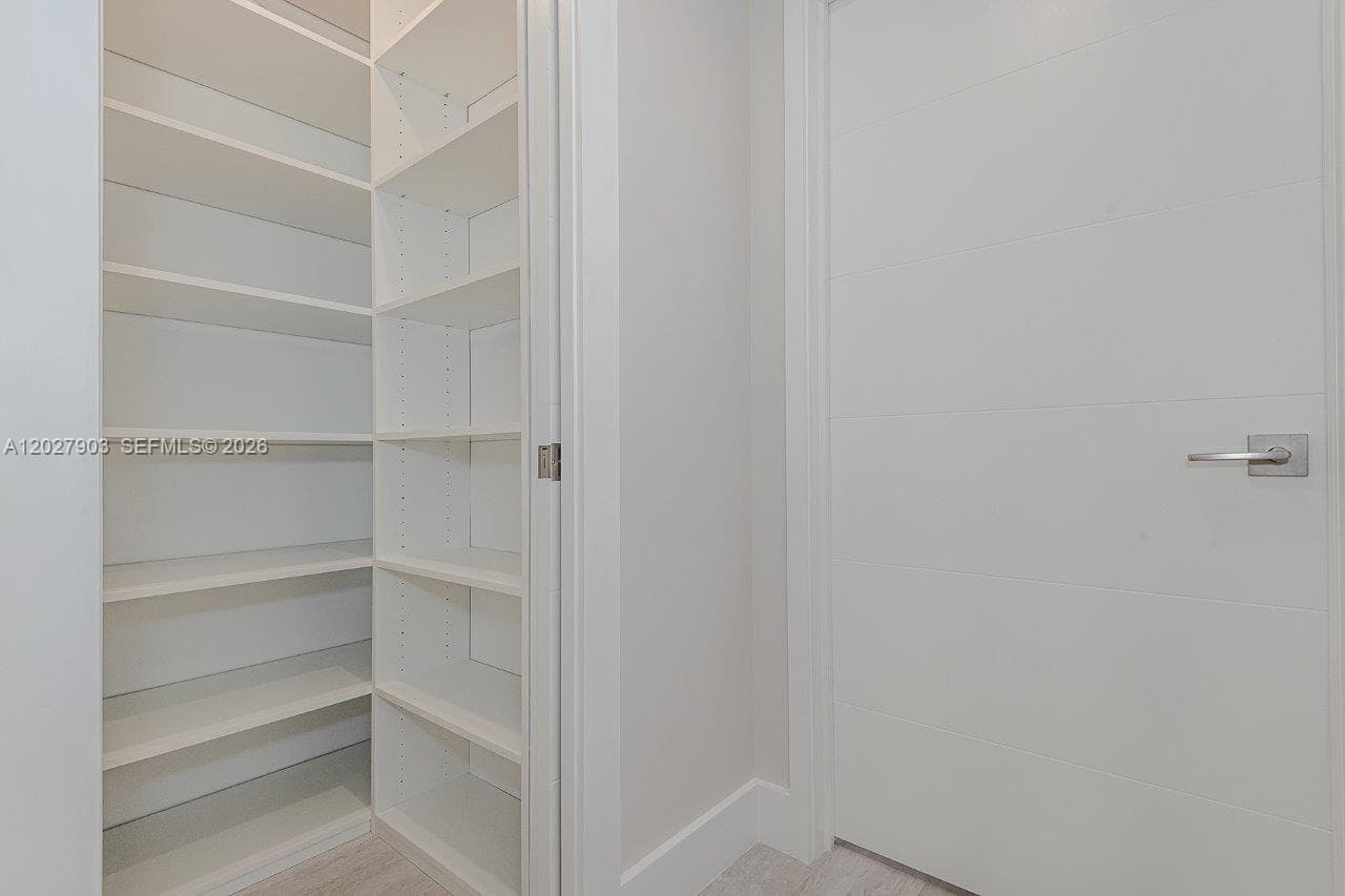 2301 Collins Ave # 739, Miami Beach FL 33139 — 28