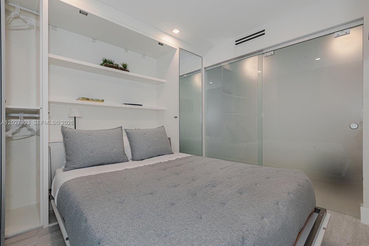 2301 Collins Ave # 739, Miami Beach FL 33139 — 20
