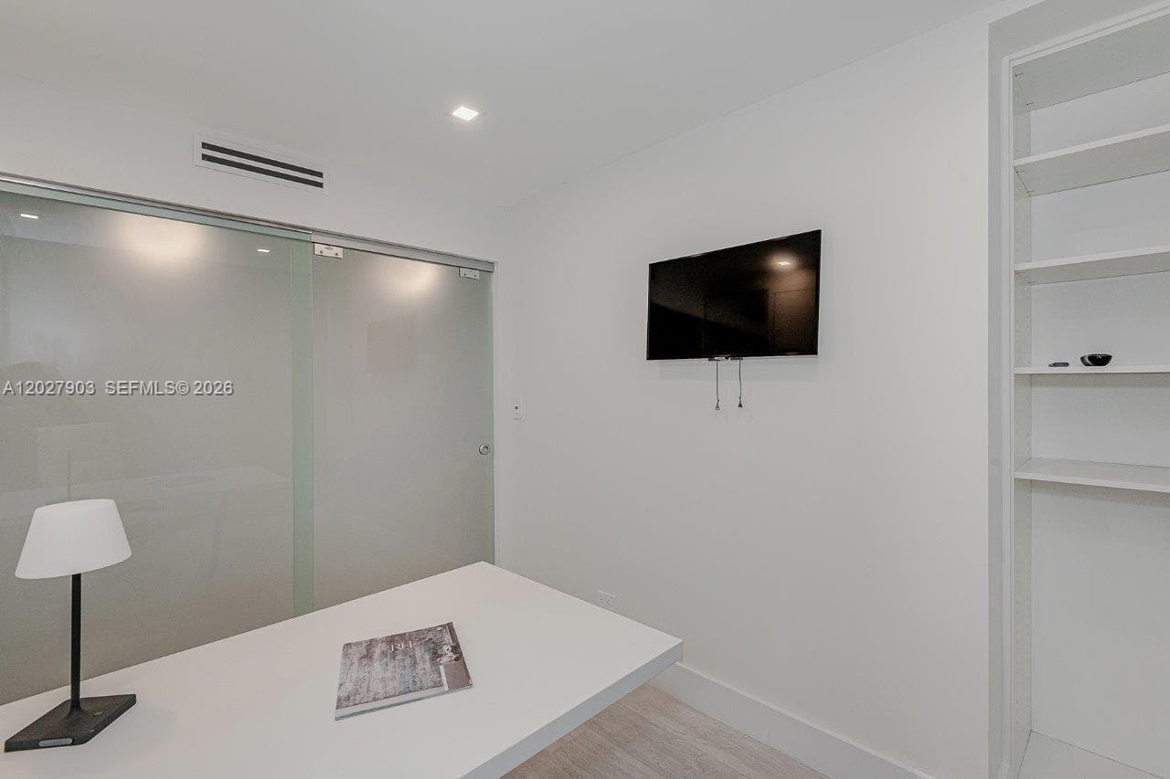 2301 Collins Ave # 739, Miami Beach FL 33139 — 8