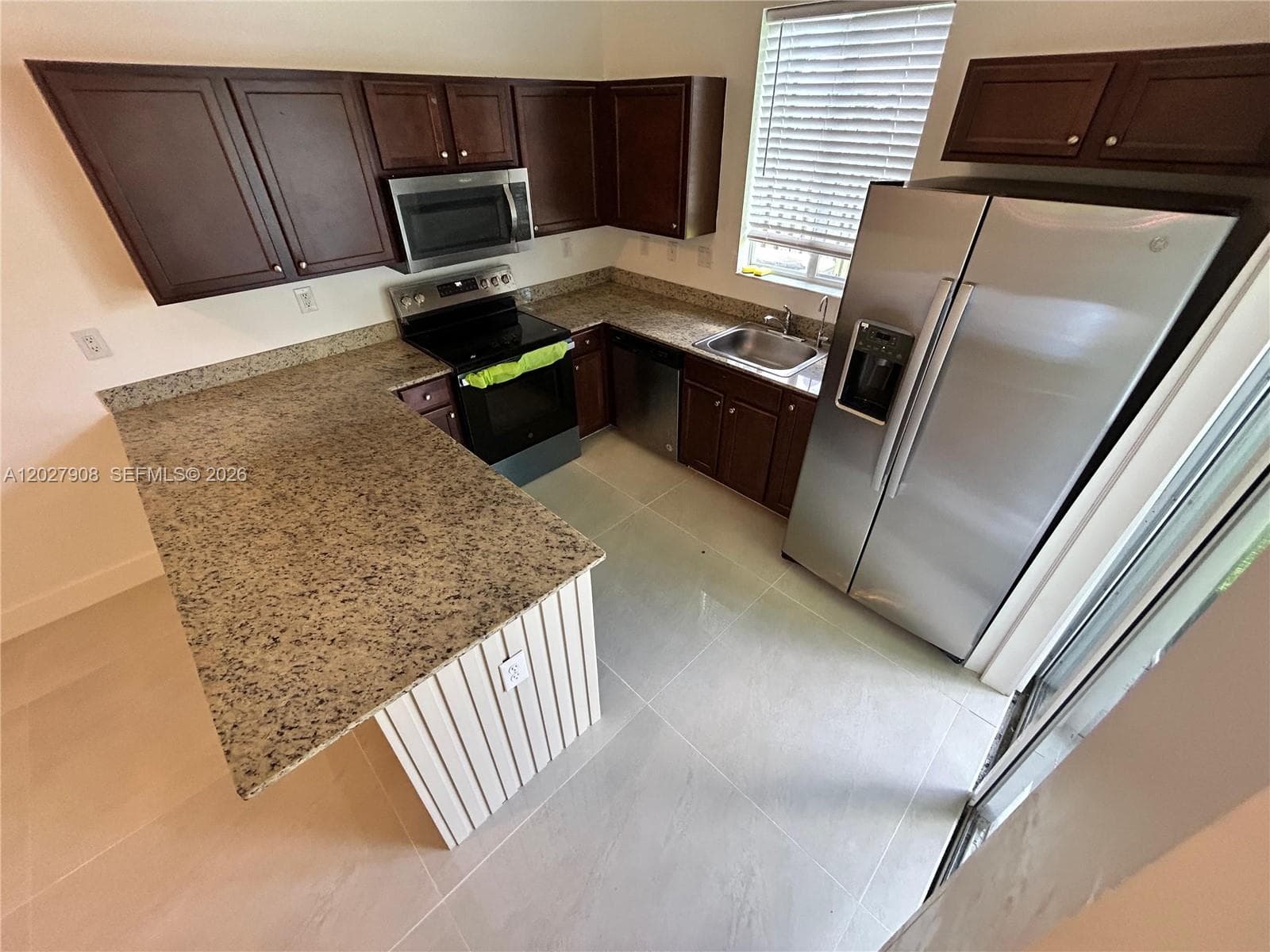 Venetian Parc West, Miami, FL — 12