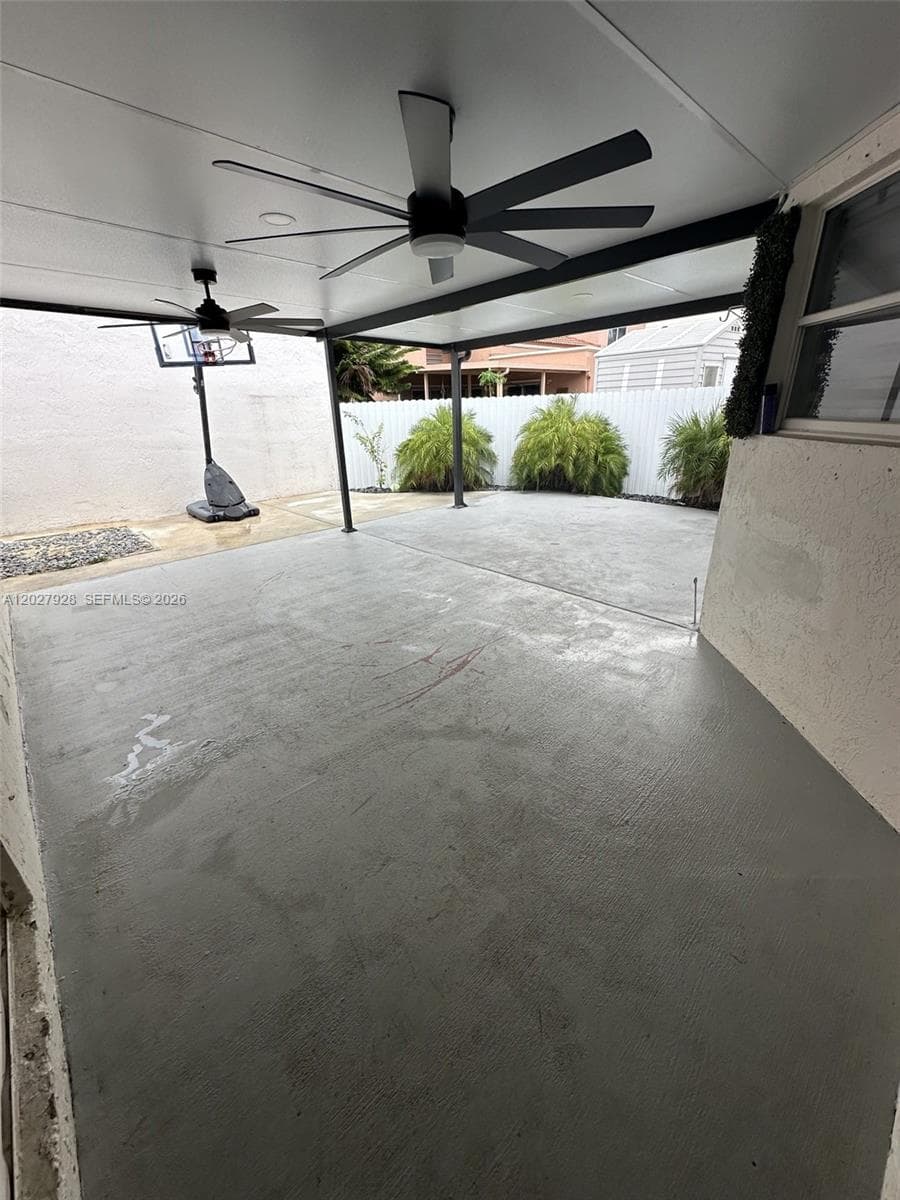 680 NW 124th Pl, Miami FL 33182 — 20